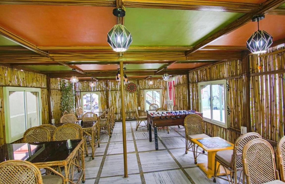 The For You Hotel & Restaurant Rishikesh Exterior photo